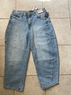 BCBG Barrel leg Jean