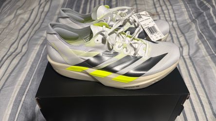 Men’s adidas Adizero Takumi Sen 11***Size 9***