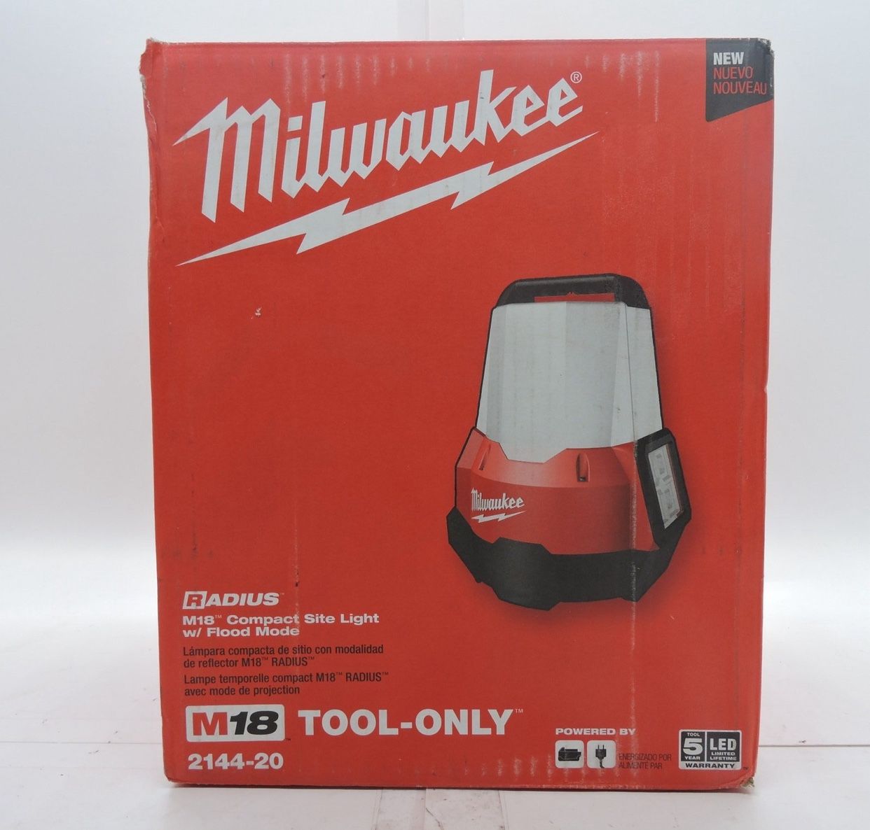 Milwaukee New Radius Light M18