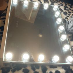 LED MIRROR 