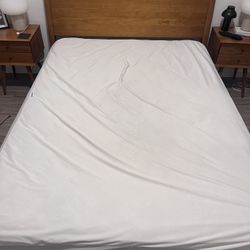 Queen Bed w/ Mattress Protector (will include set of white sheets!)