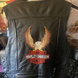 Vintage Harley Leather Vest Great Shape Size 42 