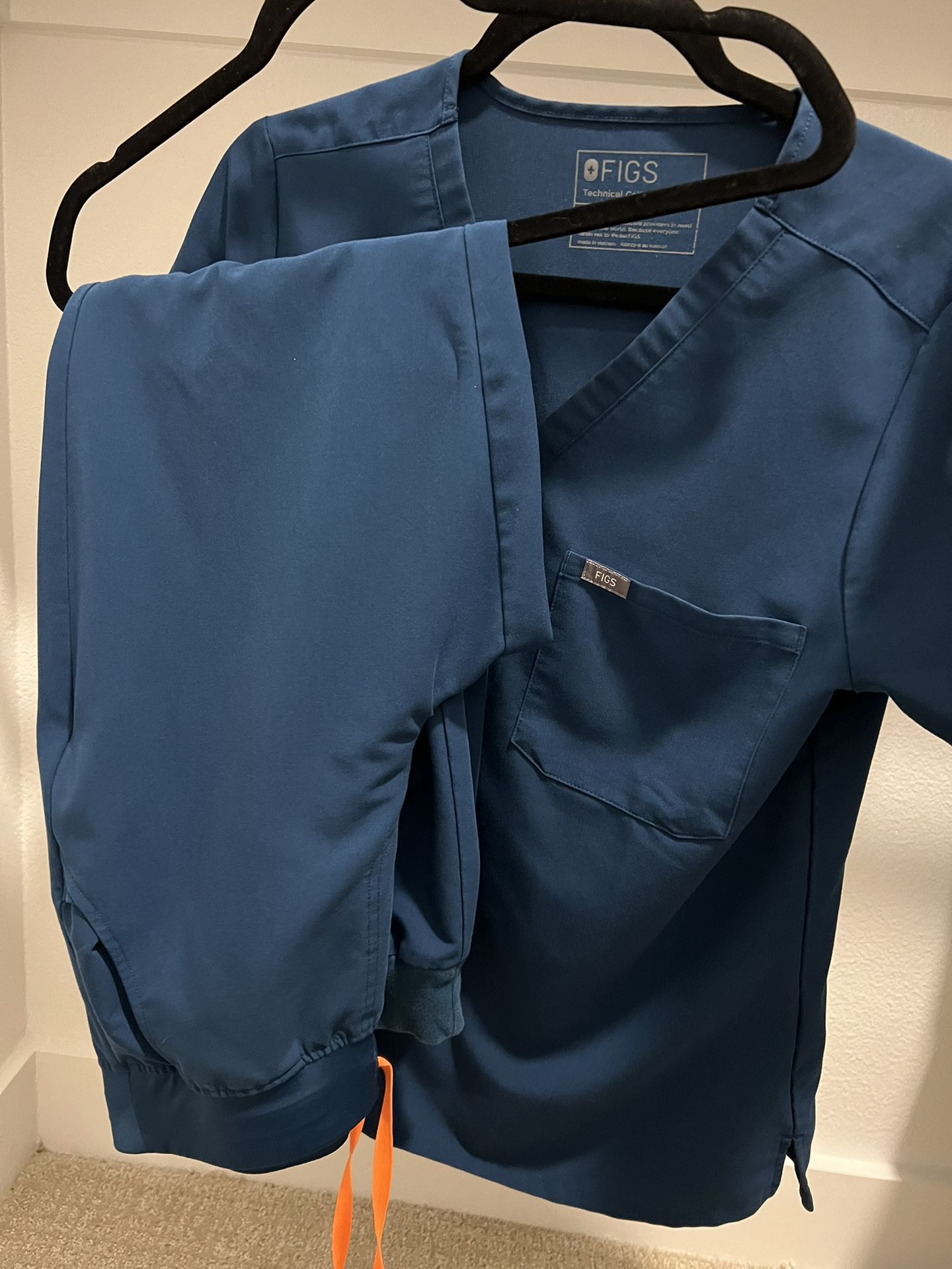 Figs Scrubs Women Set