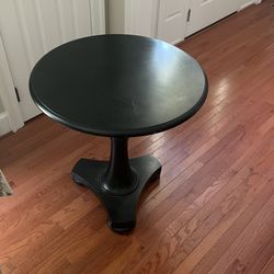 Circular Table