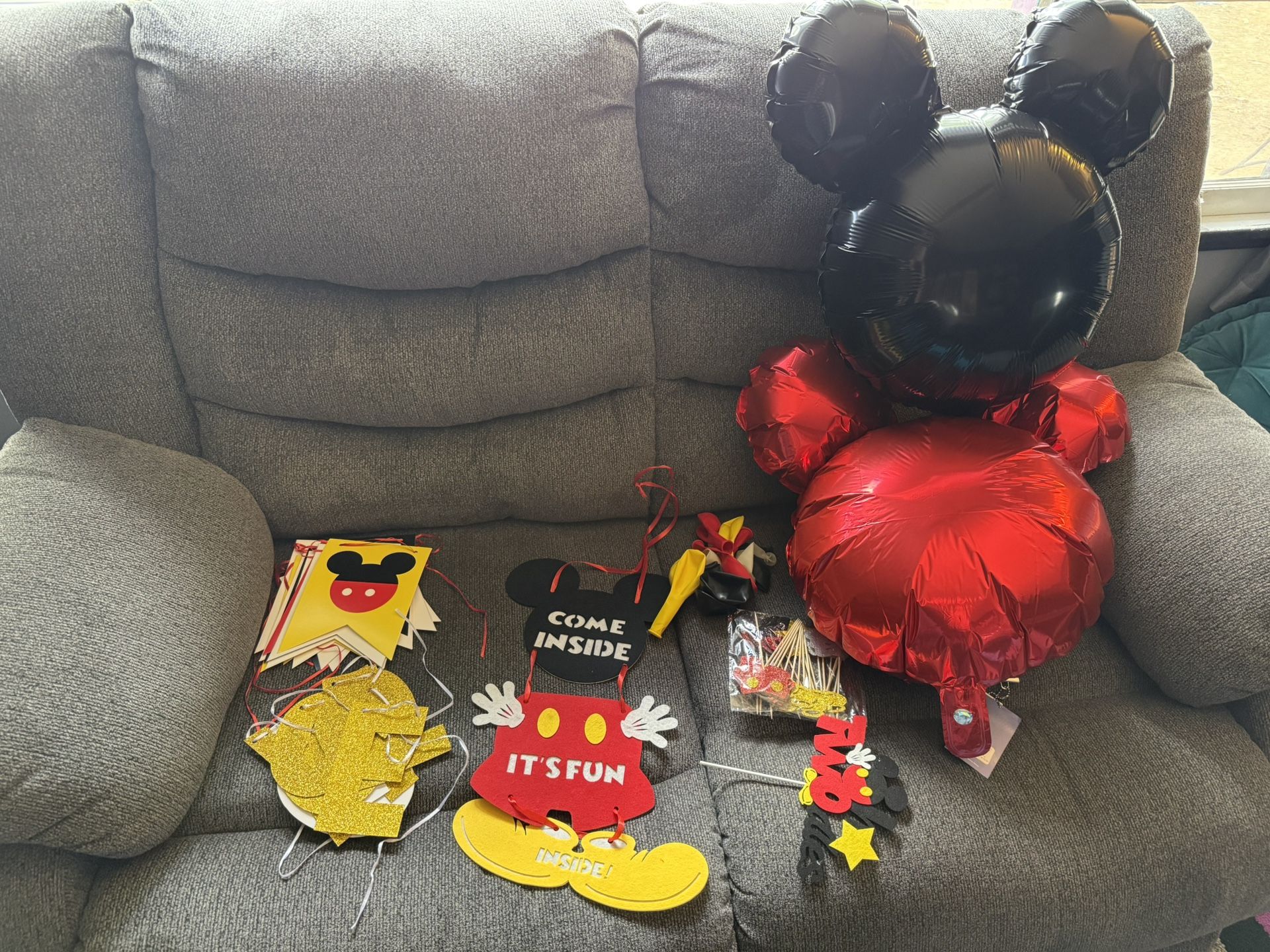 Mickey ‘Oh Twodles’ Decorations