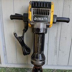Dewalt Hammer 