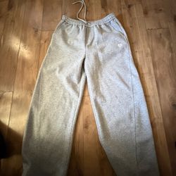 sweatpants
