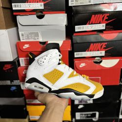 Jordan Ochre 6s size 10.5 VNDS