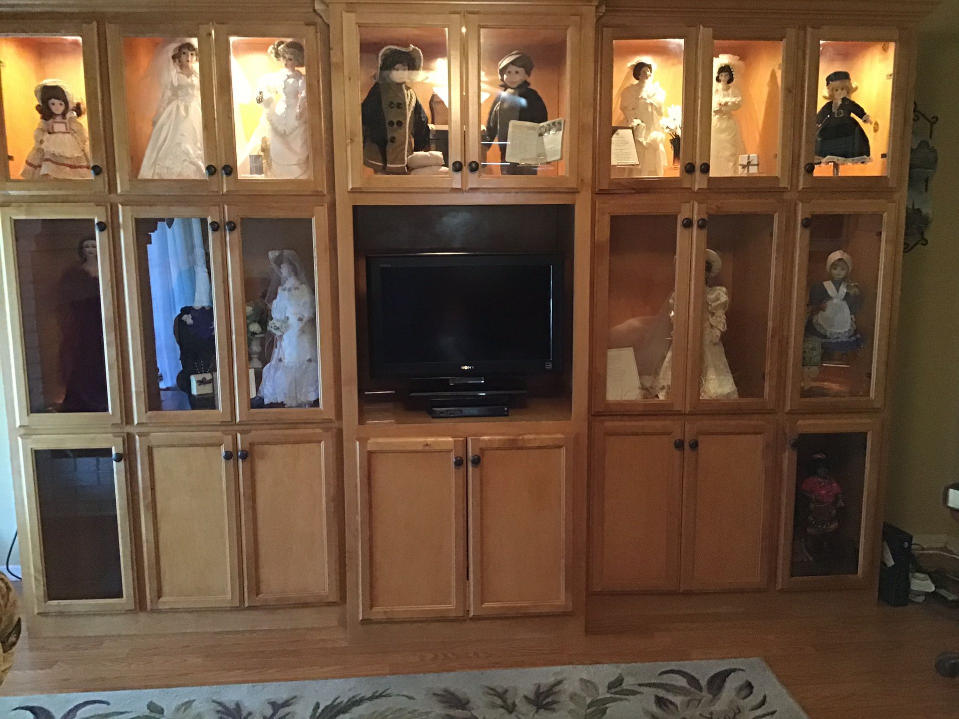 Wall unit