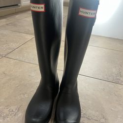 Hunter Boots Women Size 6