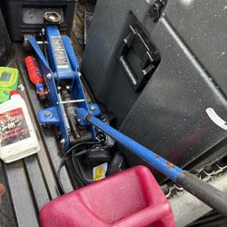 Blue Floor Jack 