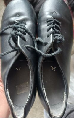 Girl's Tap Shoes 