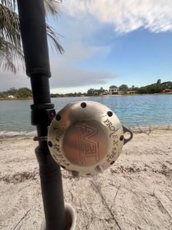 🎣🔥 🐠 Preowned Avet Pro EX 4/0 2-Speed Reel & Custom Connley Gator Bait 25–50 lb Rod 🔥🎣