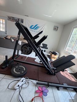 Titan Hack Squat Machine From 2022 Perfect Condition