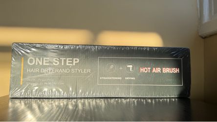 New One Step Hair Dryer & Styler Hot Air Brush