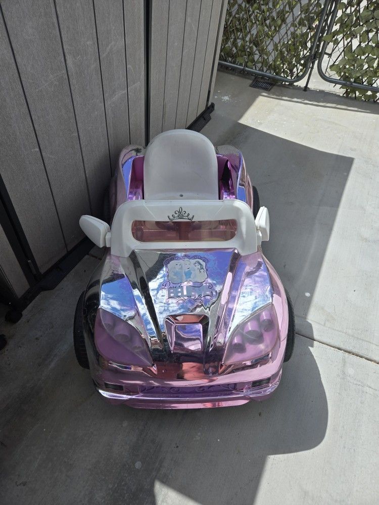 FREE Disney Car With Battery Only Goes For Alittle But after Battery Charged