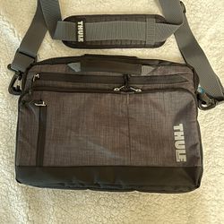 Thule Straven 15” MacBook Deluxe Attaché By Thule