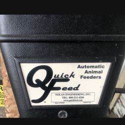 pet feeder