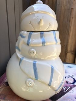 Snowman cookie jar