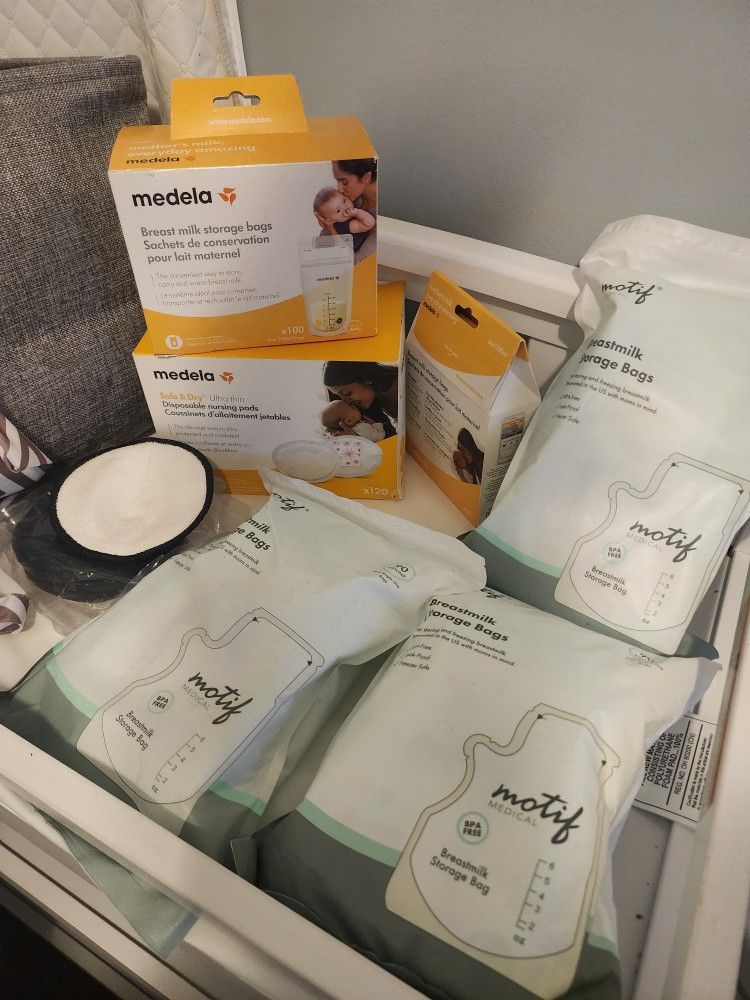 Breastmilk Bags/pads