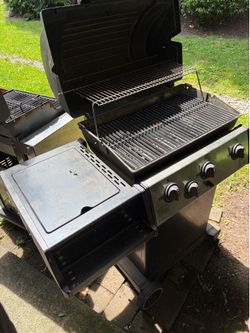 Gas grill