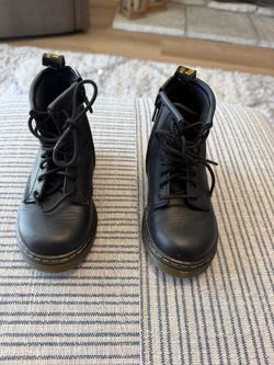 Dr. Martens Kids Black Leather Lace-Up Boots