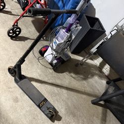 300$ Brand New Slightly Used 