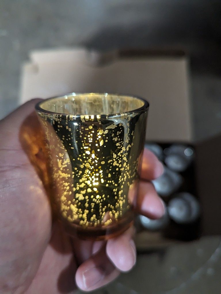 Glass Votive Candle Holder with Tea Lights