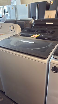 Nice like new Whirlpool washer top loader