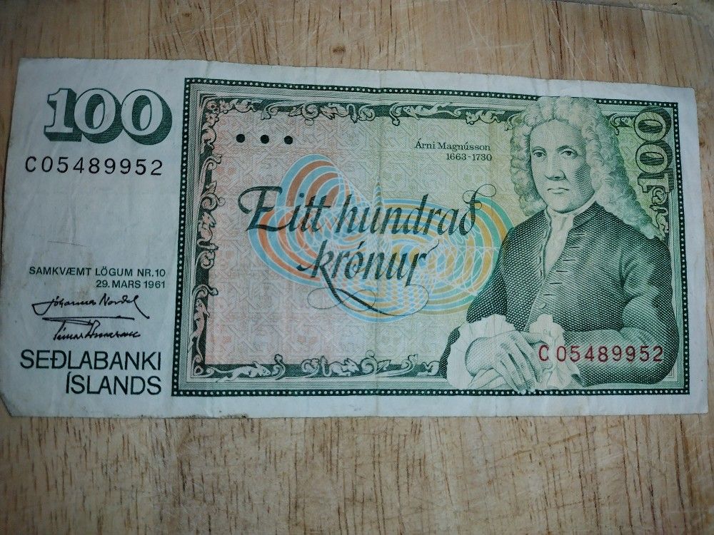 #EittIceland 100 Kronur 1961 UNC ~(Sedlabanki Islands Eitt Hundret Kronur)Â