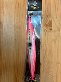 Jigging Master Diamond VIP 500 gram Bluefin  Tuna Vertical Jig, Pink-Glow