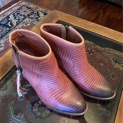 Short Boots 