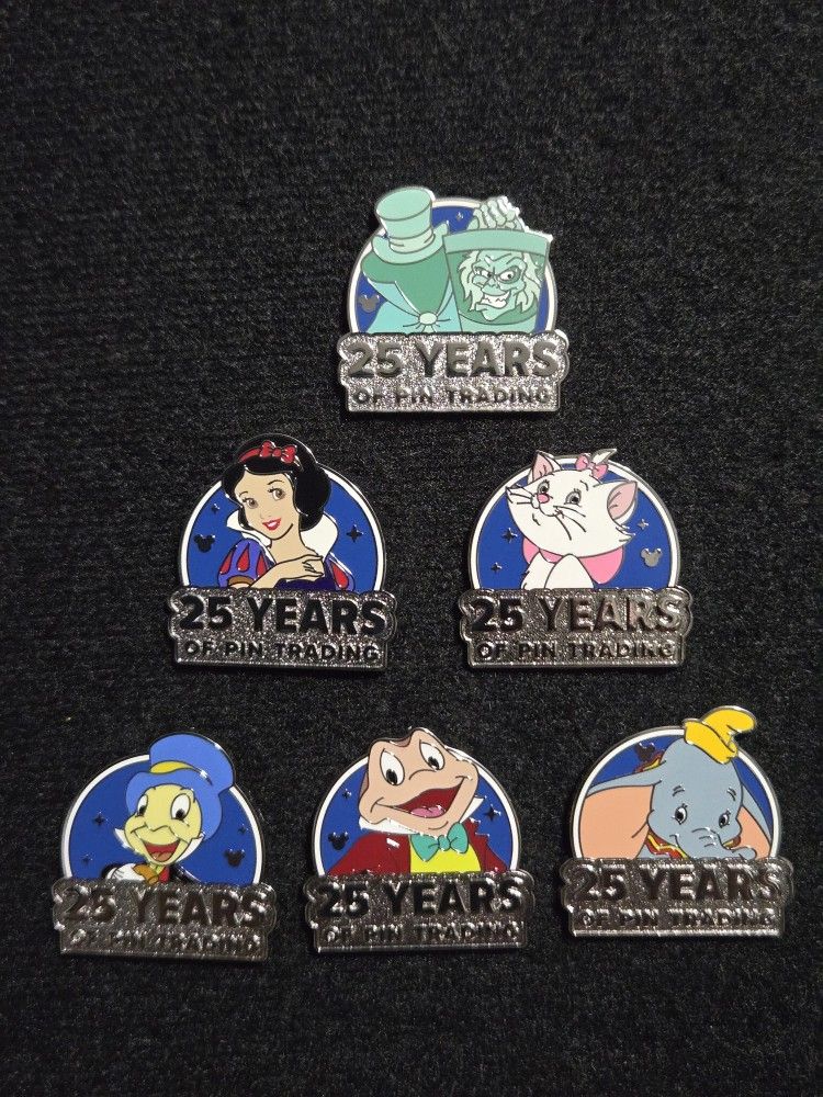 Disney Pins - 2025 Hidden Mickey - 25th Anniversary Set w-Hatbox Chaser