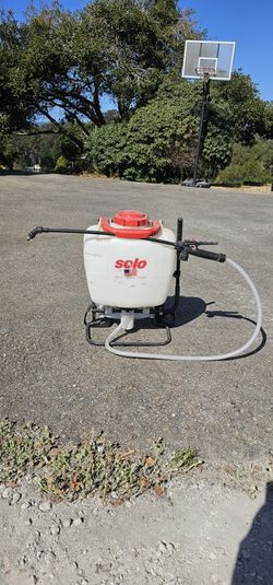 Solo 4 Gallon Backpack Sprayer