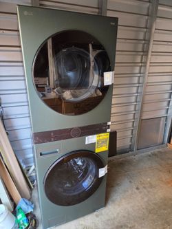 LG thinQ Stackable Washer And Gas Dryer