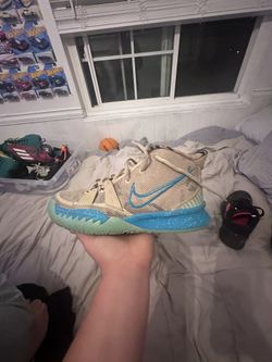 Kire 7 Basketball Shoes