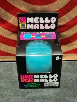 Mello Mallo Needoh BLUE Changes Color in Sinlight