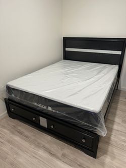 Queen Size Mattress Pillow Top New bedframe not included sold separately