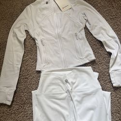 Lululemon define cropped set