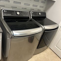 Washer And Dryer Gas 350$