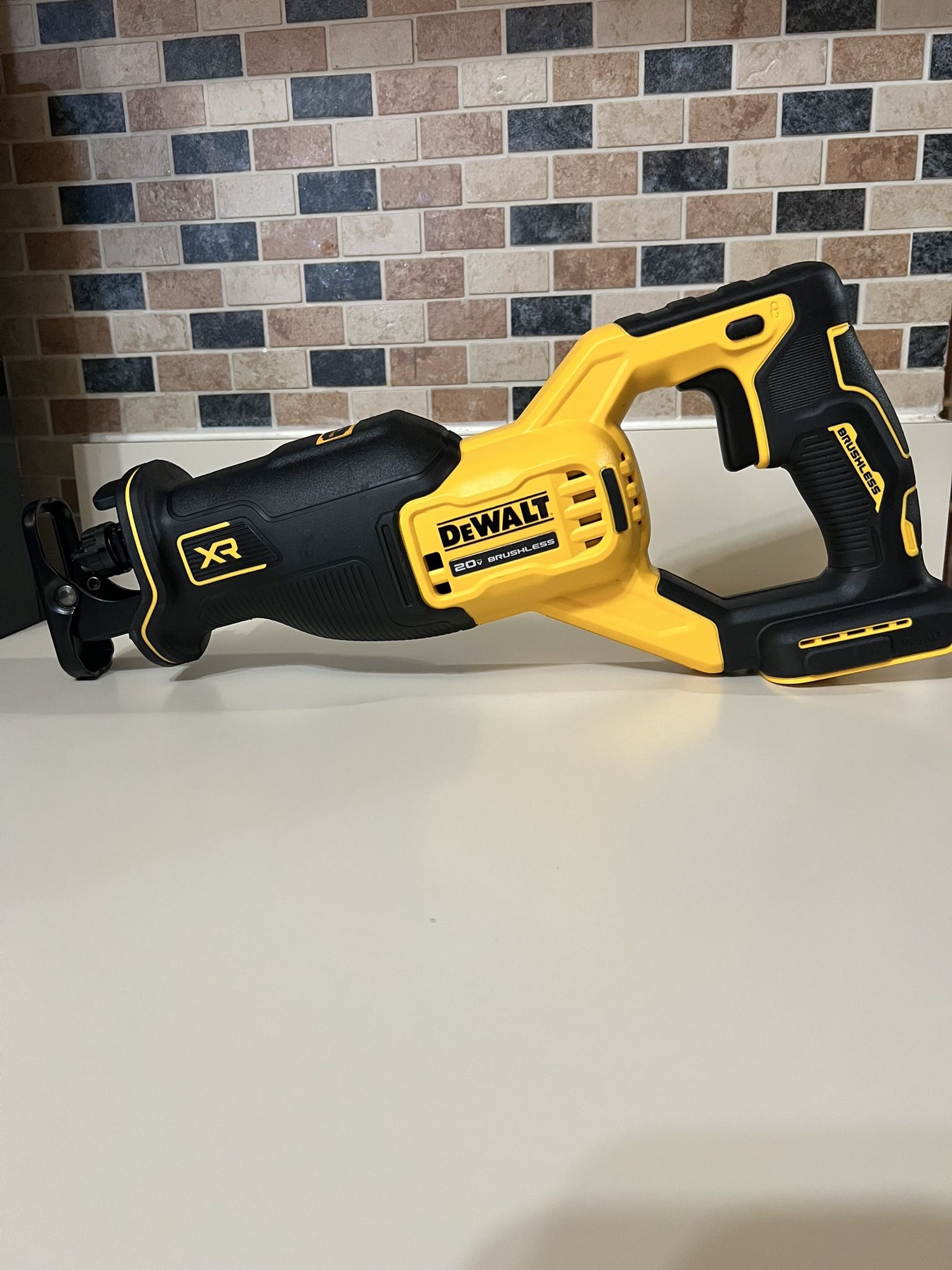 Dewalt Saw Zall XR