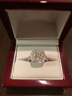 1.11ct G VS2 Diamond Ring – Platinum Setting (GIA Certified)