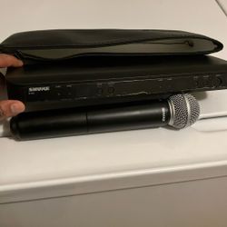 SHURE BLX88 Dual Channel Wireless Receiver W/ Microphone 