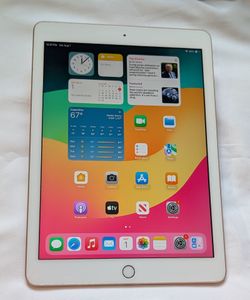 Very NICE APPLE iPad 6 6TH GEN 128GB WIFI $100