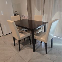Dining Set With 4 Chairs