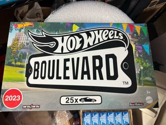 Hot Wheels 2023 Boulevard Premium 25 Car Box Set NEW 🔥SEALED!