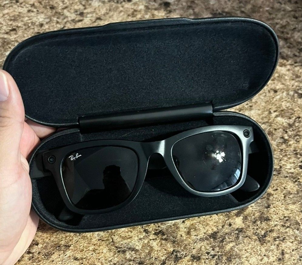 Rayban Stories