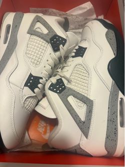 Size 8.5 men white cement 4s 140 firm