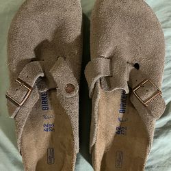 Mens BIRKENSTOCK TAN CLOGS SZ 42 New