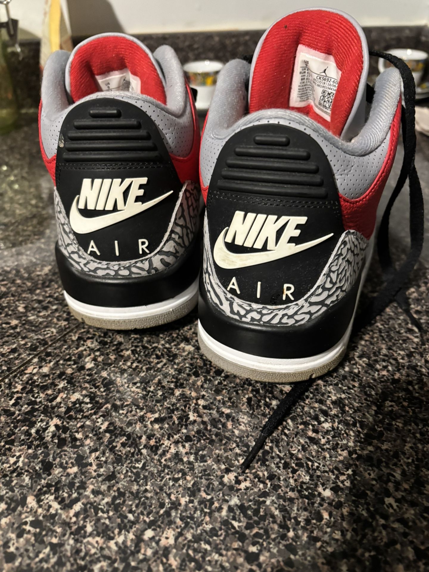 Nike Air Jordan 3 Retro SE Mid Unite size 9 CK5692 600 OG  display picture 1